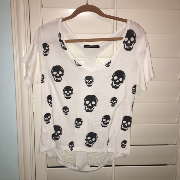 Foreign Exchange skull tee with cutout in back - Picture 1 of 2